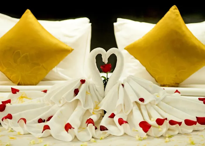 Hotel Montra Nivesha And Art 4*