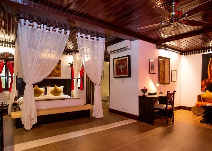 Hotel Montra Nivesha And Art Siem Reap
